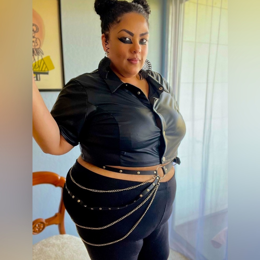 Black Button Up Patent Crop Top Size 20